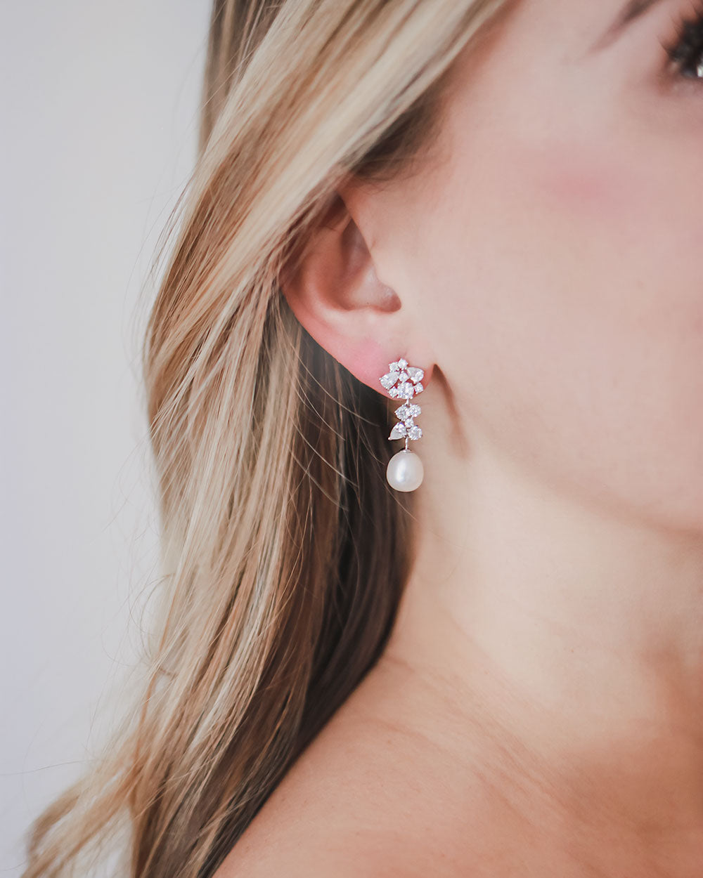 Silvia Pearl Earrings